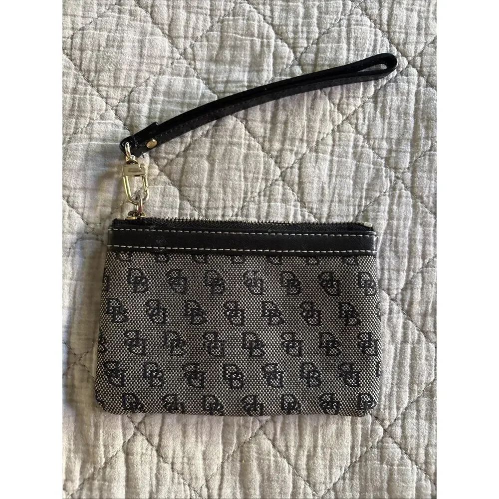 Dooney & Bourke Black Signature‎ LEATHER Brown Leather TRIM WALLET WRISTLET